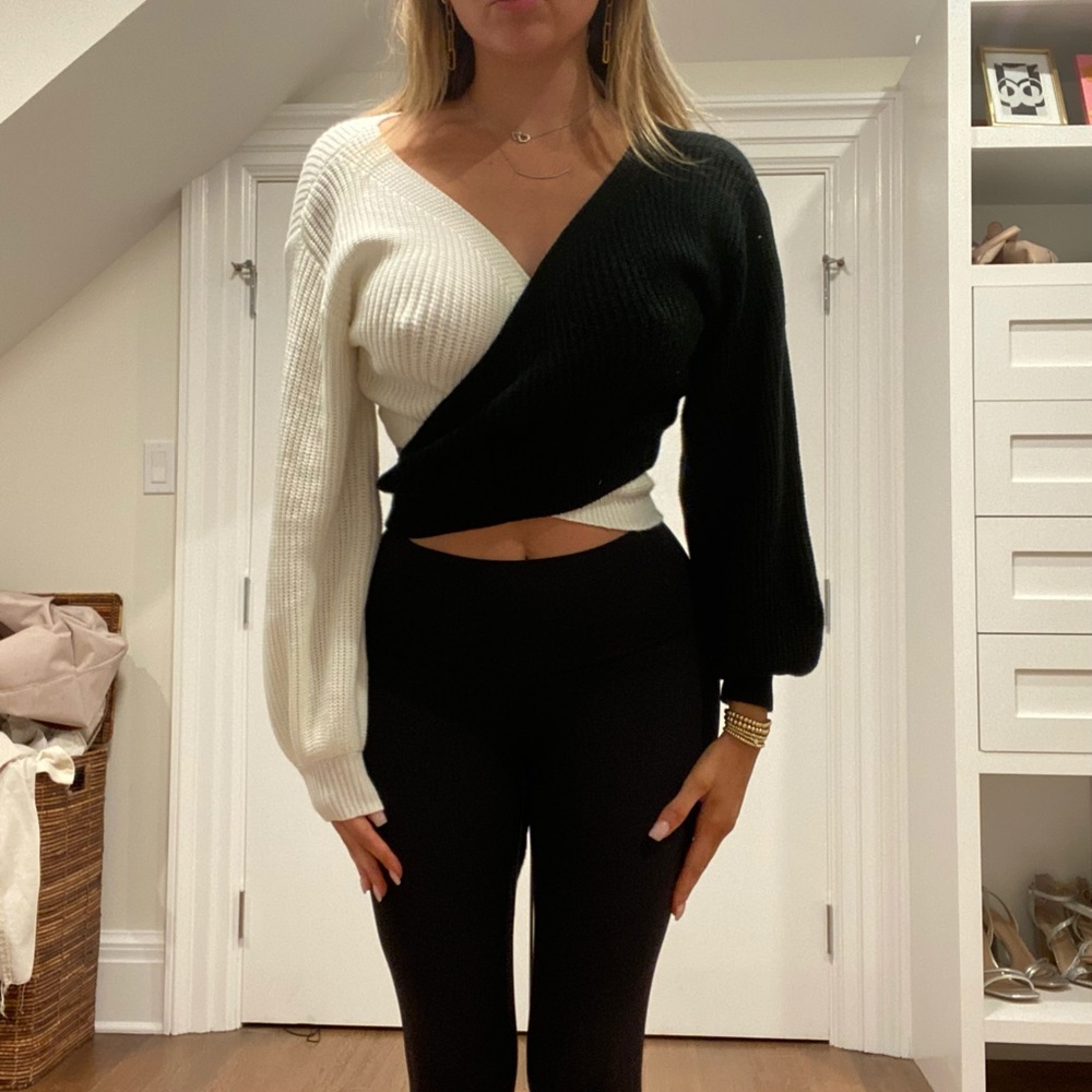 Crossover black and white sweater